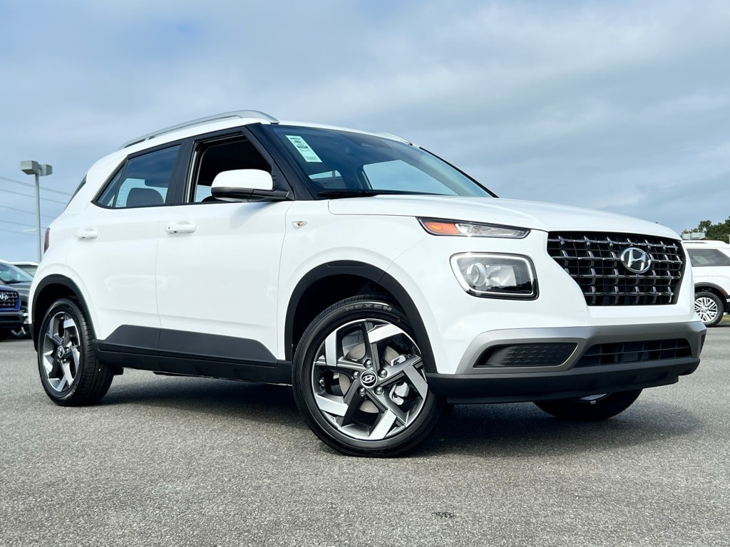 New 2026 Hyundai Venue SEL SUV