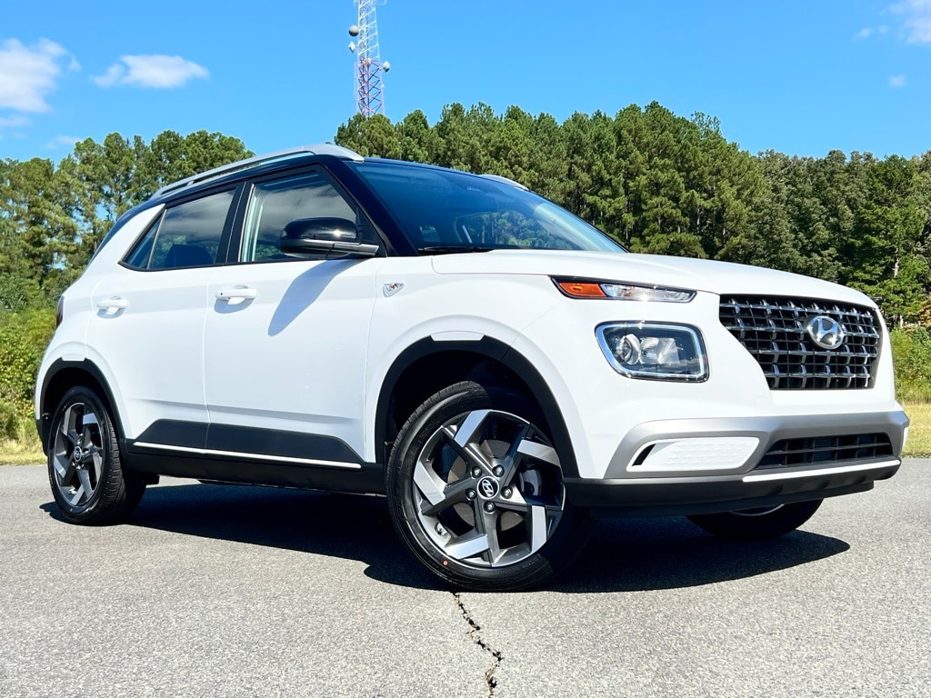 New 2026 Hyundai Venue SEL SUV
