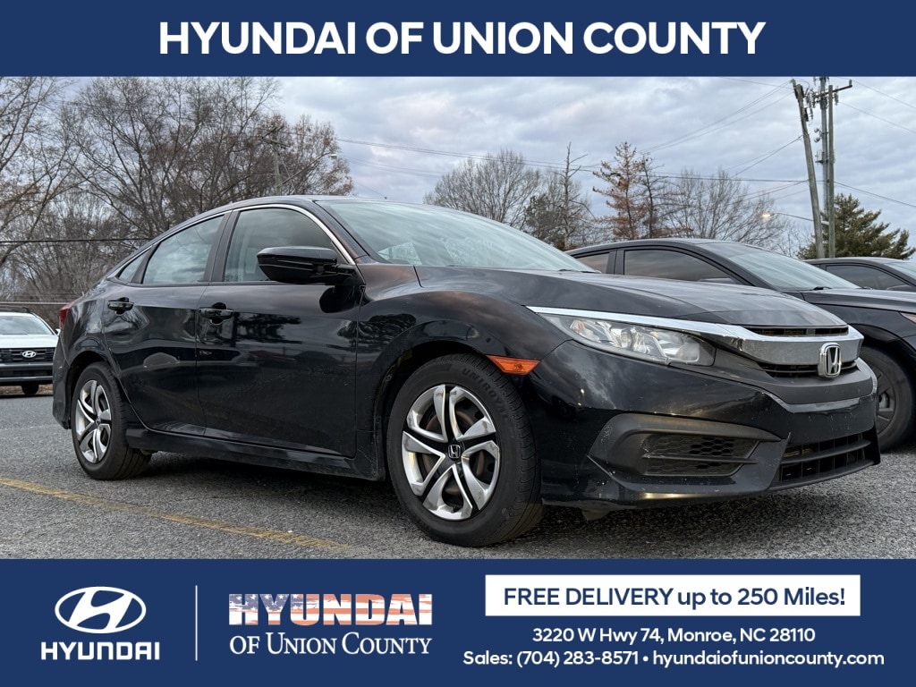 2017 Honda Civic LX's photo