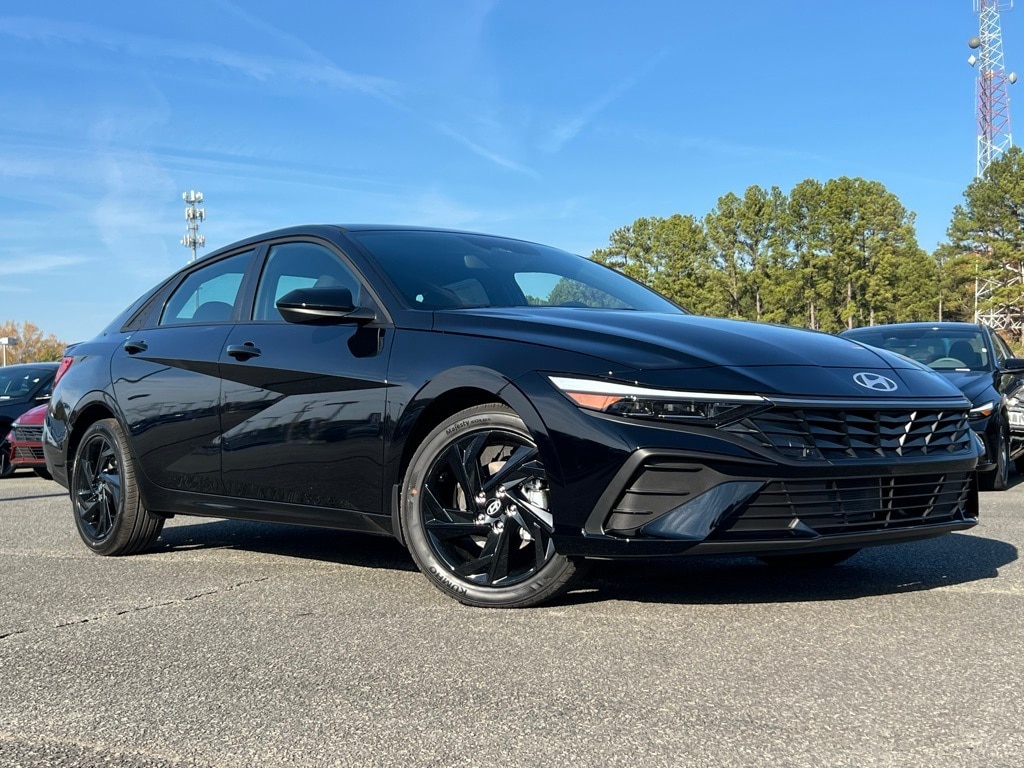 New 2026 Hyundai Elantra SEL Sport Sedan