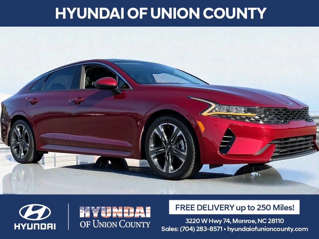 2021 Kia K5 EX's photo