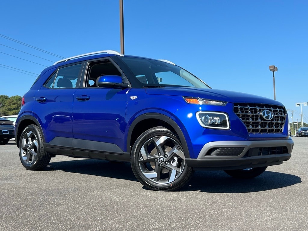 New 2025 Hyundai Venue Limited SUV