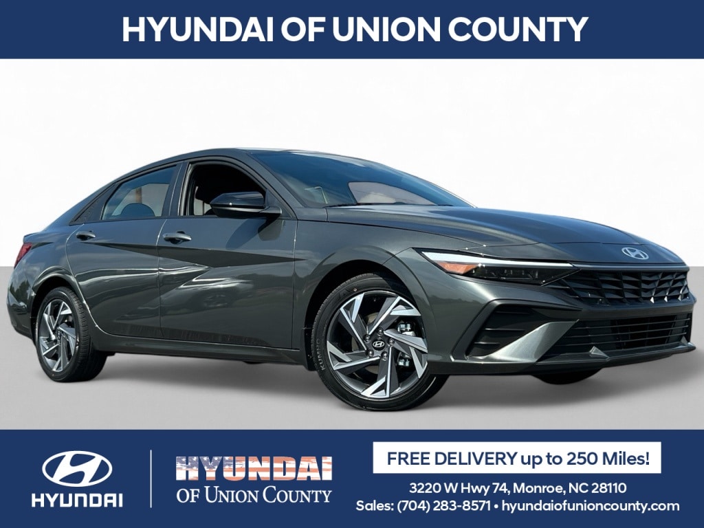 2025 Hyundai Elantra SEL's photo