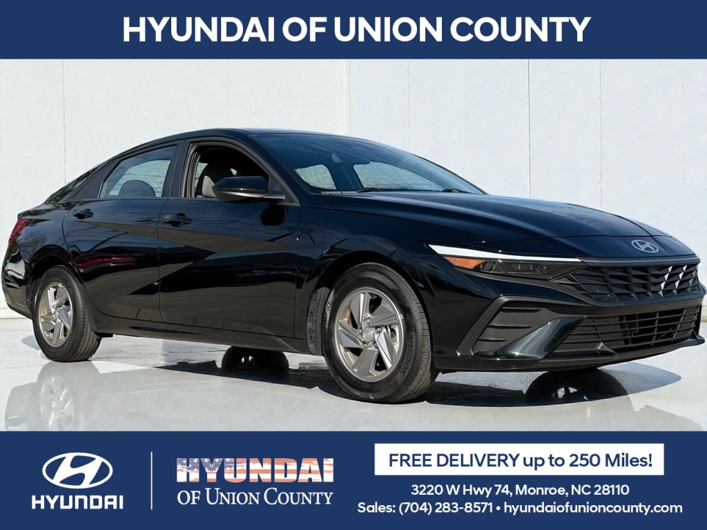 2025 Hyundai Elantra SE