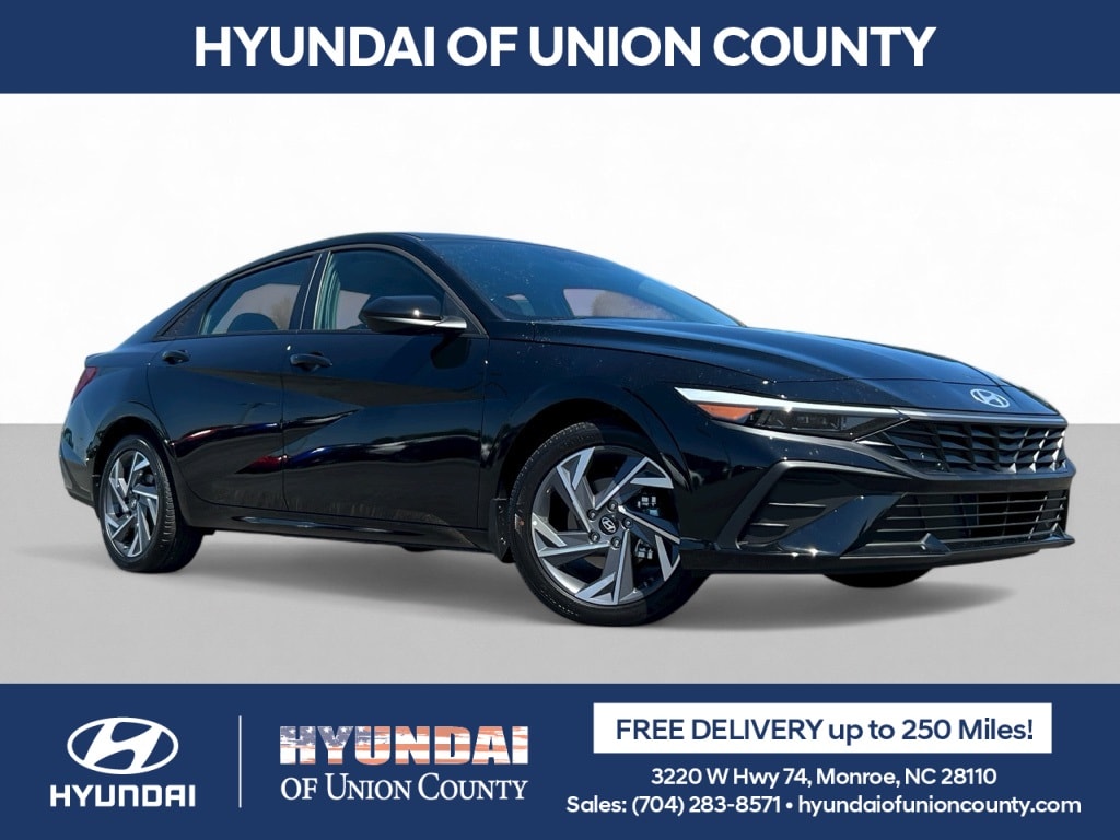 2025 Hyundai Elantra SEL's photo