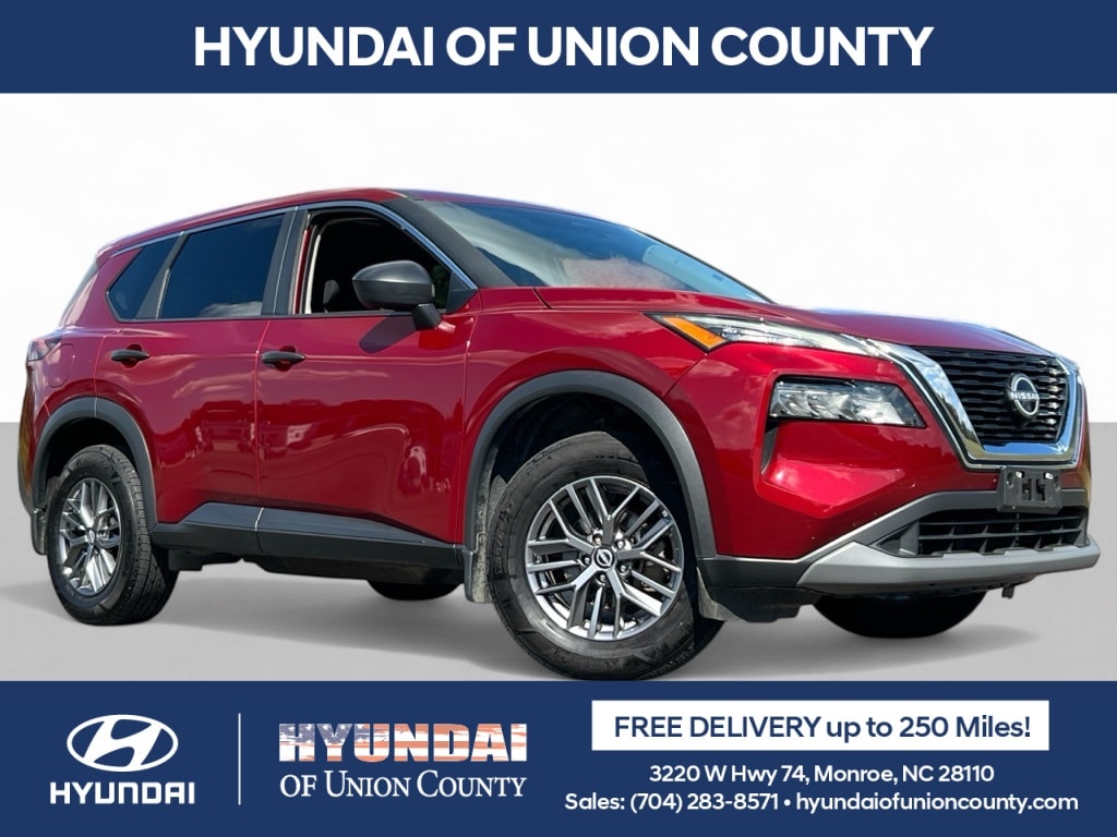 2023 Nissan Rogue S's photo