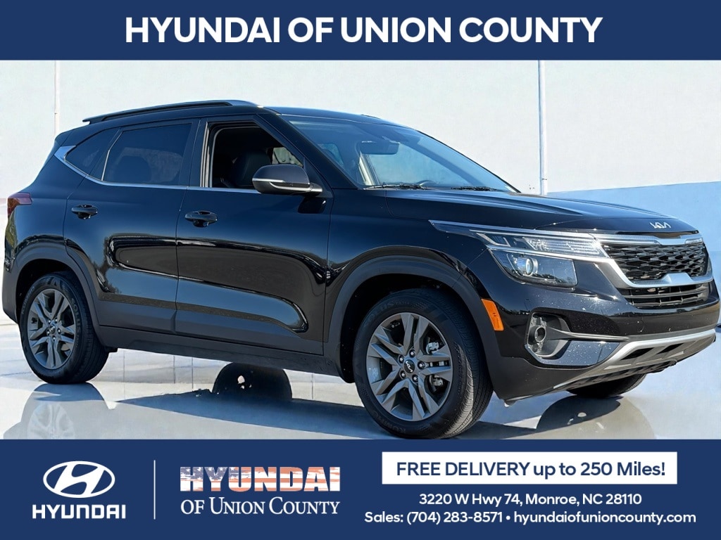 2023 Kia Seltos S's photo