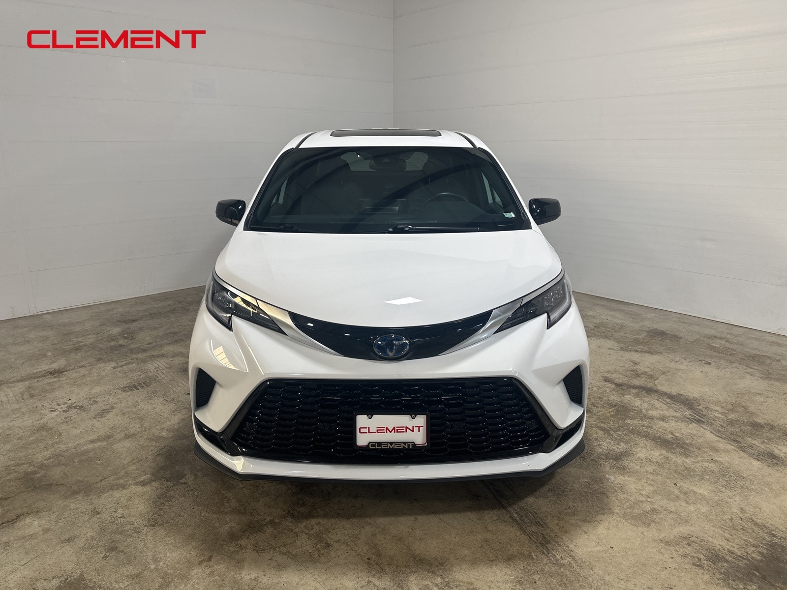 Certified 2021 Toyota Sienna XSE with VIN 5TDXRKEC8MS007431 for sale in Wentzville, MO