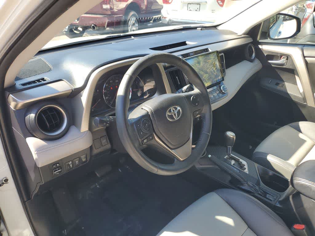 Thumbnail: 2015 Toyota RAV4 - 22