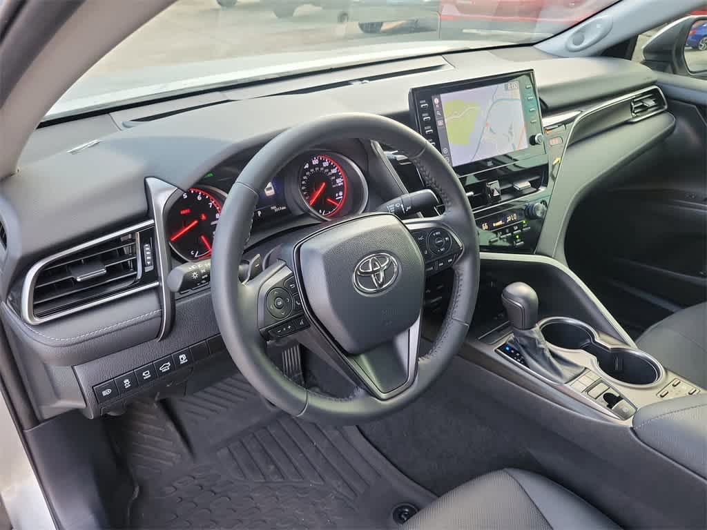 Thumbnail: 2022 Toyota Camry - 22