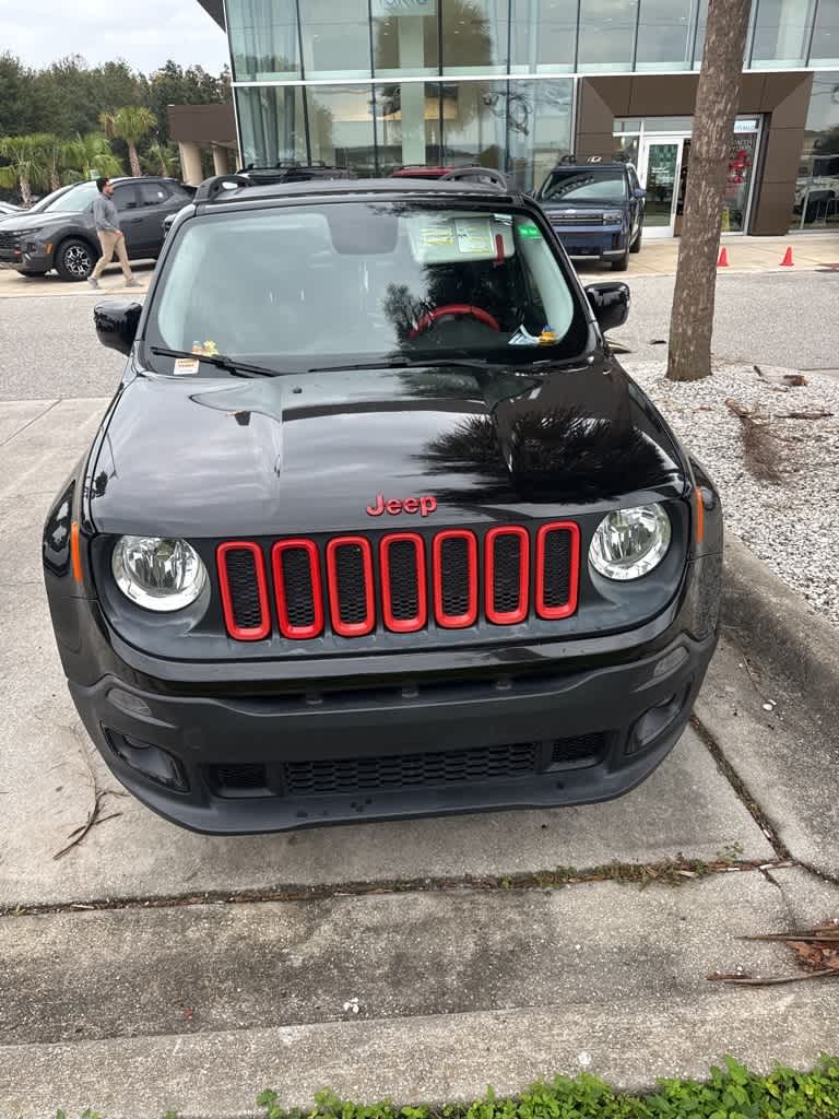 Thumbnail: 2017 Jeep Renegade - 2