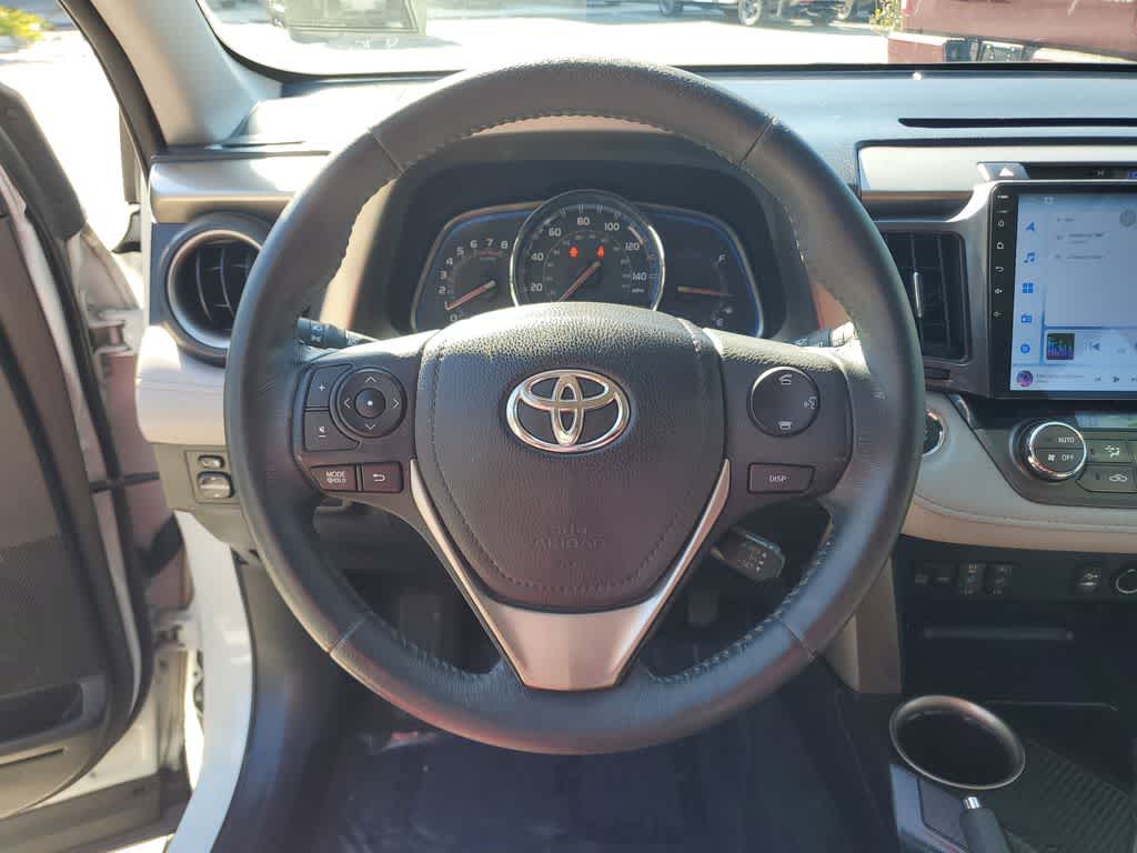 Thumbnail: 2015 Toyota RAV4 - 23