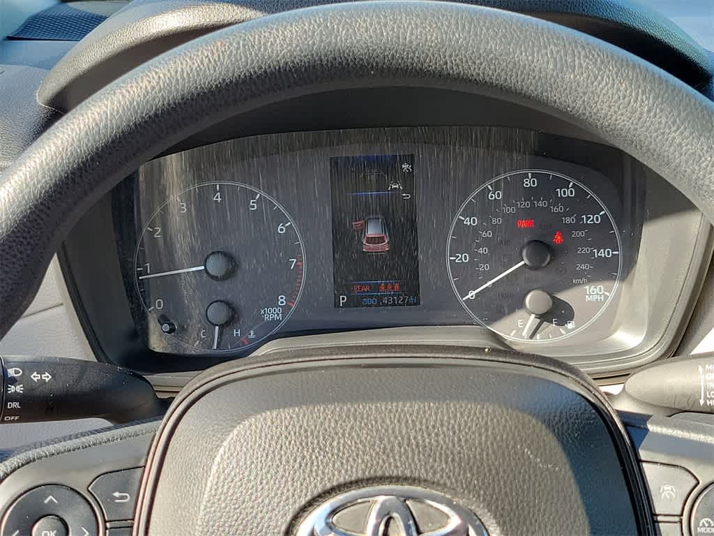 2023 Toyota Corolla Cross L 16