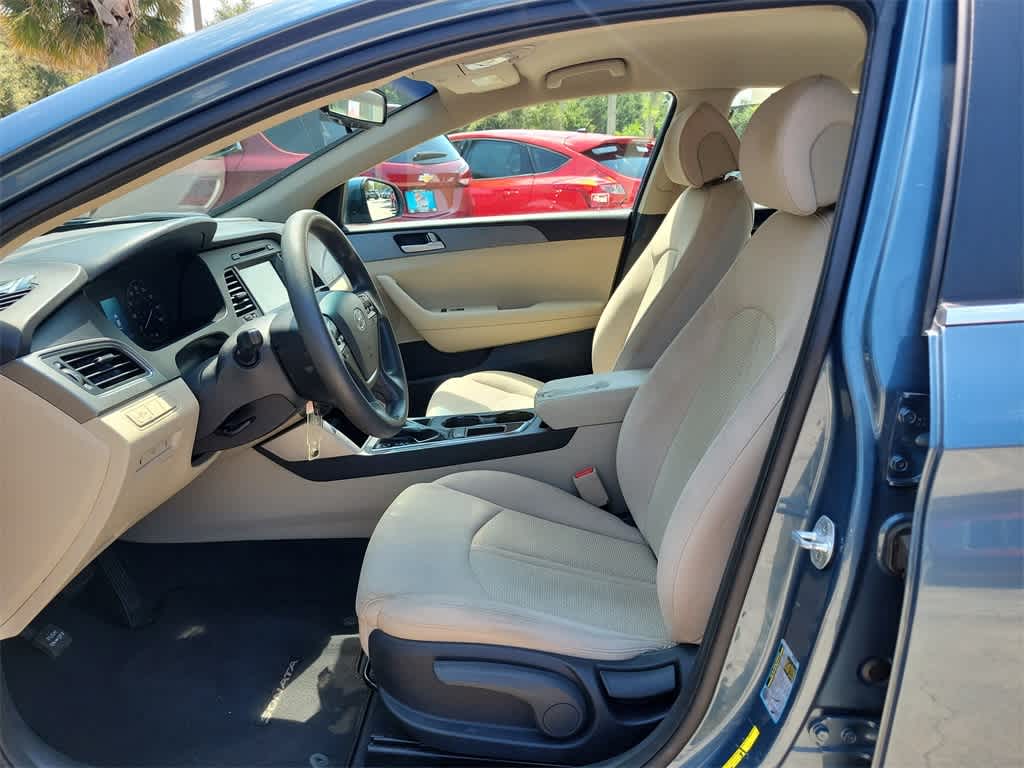 Thumbnail: 2016 Hyundai Sonata - 22