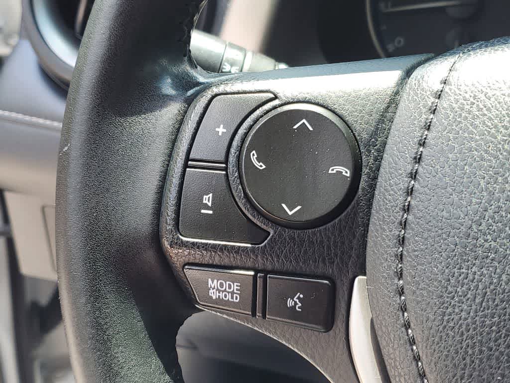 Thumbnail: 2018 Toyota RAV4 - 26