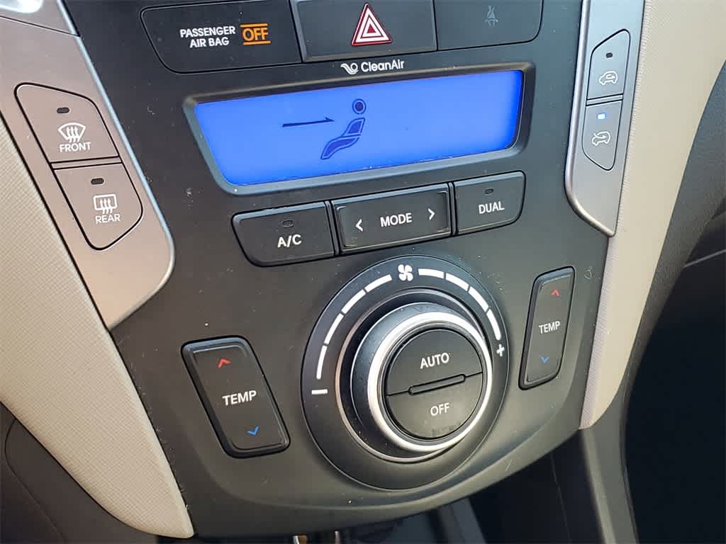 Thumbnail: 2015 Hyundai Santa Fe - 28