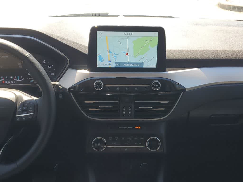 Thumbnail: 2020 Ford Escape - 16