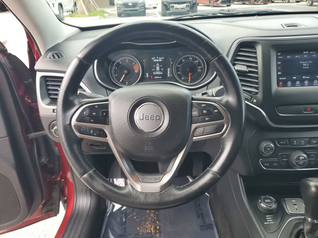 Thumbnail: 2019 Jeep Cherokee - 24