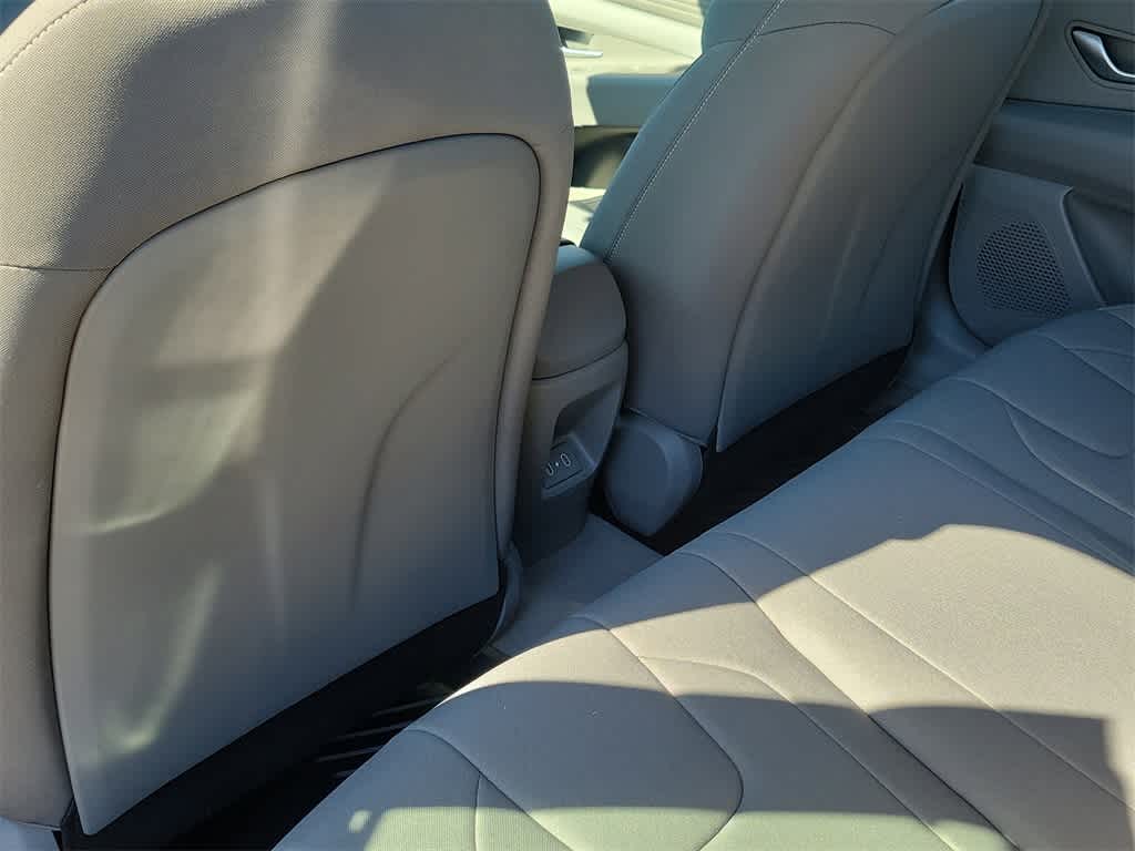 Thumbnail: 2025 Hyundai Elantra - 11