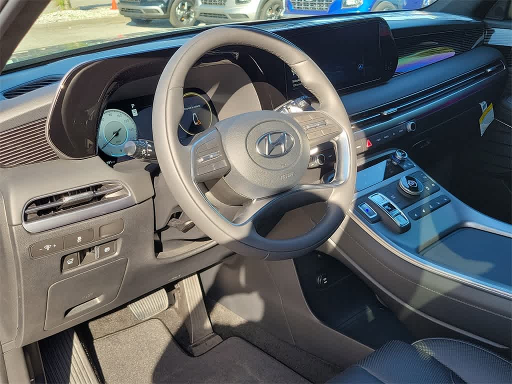 Thumbnail: 2025 Hyundai Palisade - 21