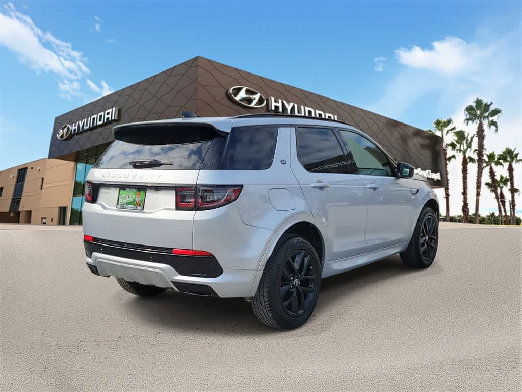 Thumbnail: 2024 Land Rover Discovery Sport - 3