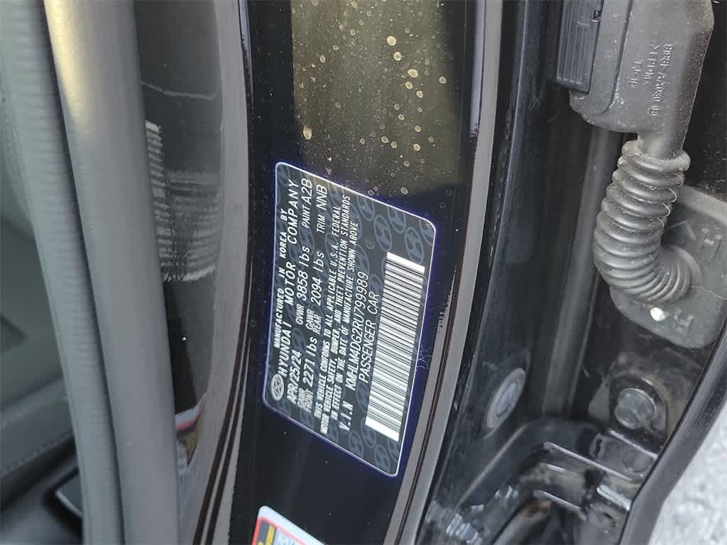 Thumbnail: 2024 Hyundai Elantra - 19