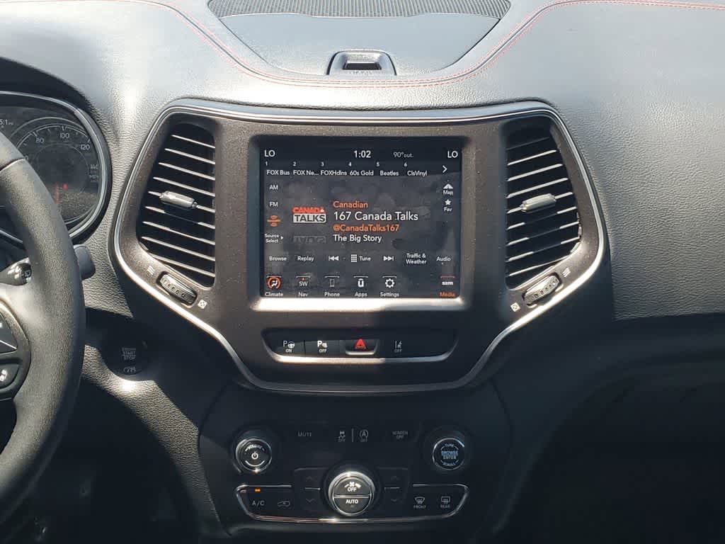 Thumbnail: 2020 Jeep Cherokee - 16