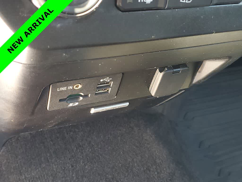 Thumbnail: 2015 Ford F-150 - 30