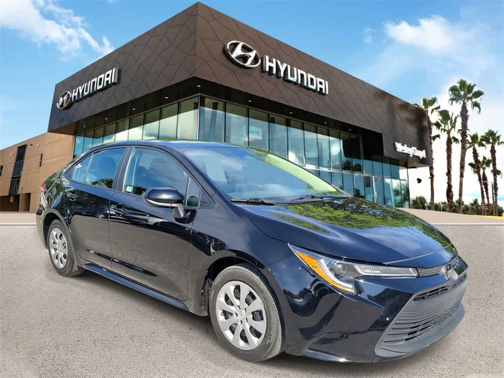 Thumbnail: 2023 Toyota Corolla - 4
