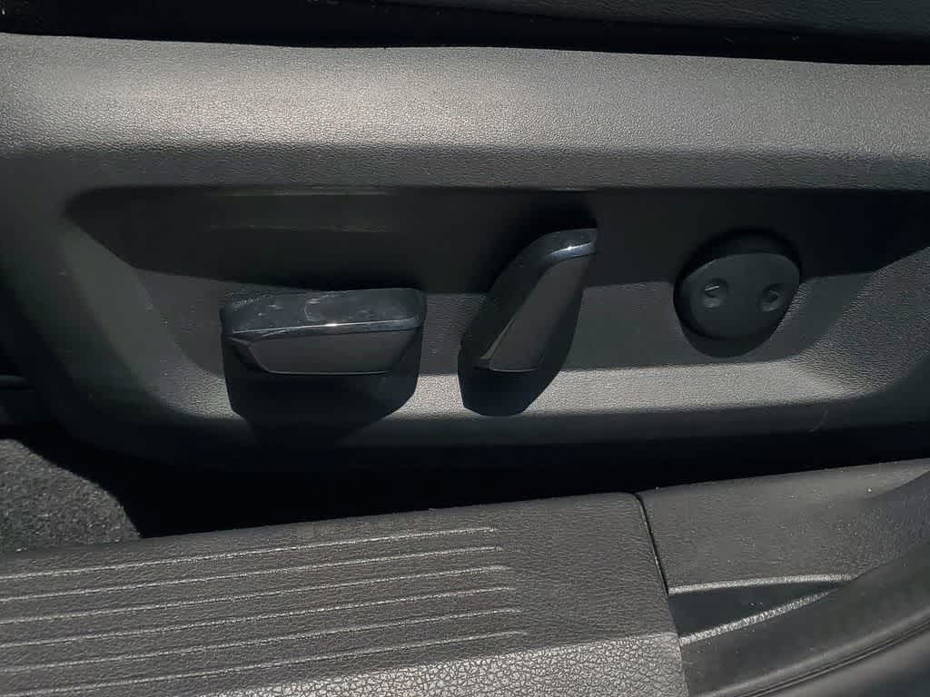 Thumbnail: 2021 Nissan Rogue - 19