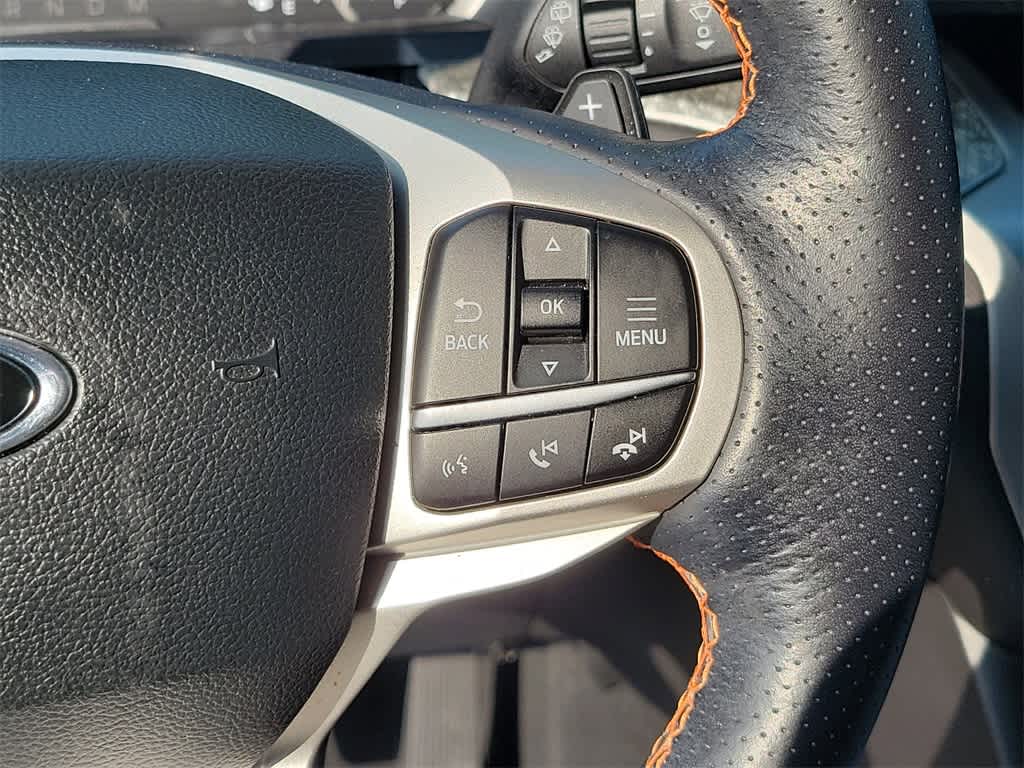 Thumbnail: 2022 Ford Explorer - 25