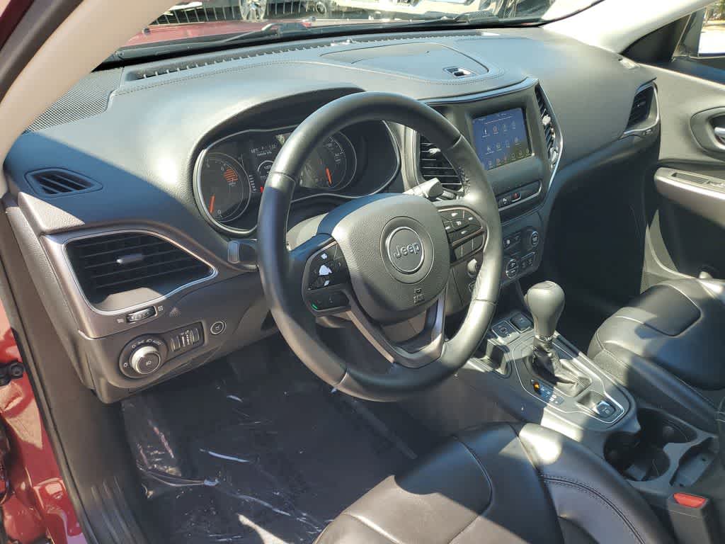 Thumbnail: 2019 Jeep Cherokee - 22