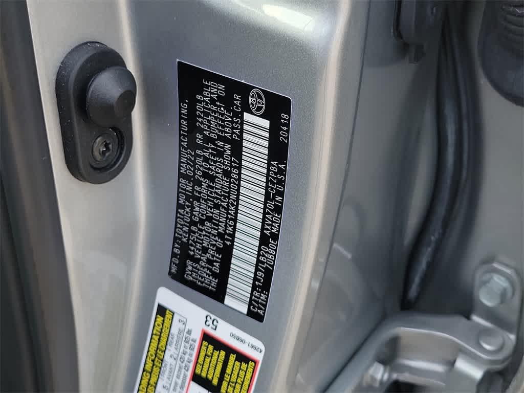 Thumbnail: 2022 Toyota Camry - 18