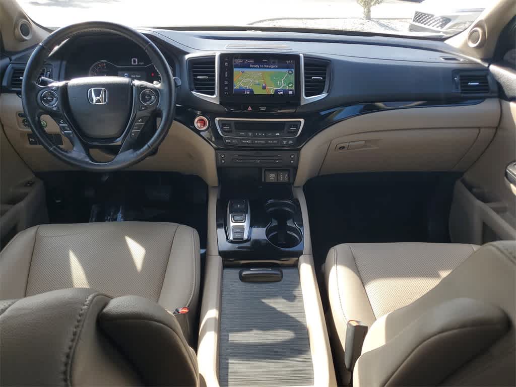 Thumbnail: 2018 Honda Pilot - 15