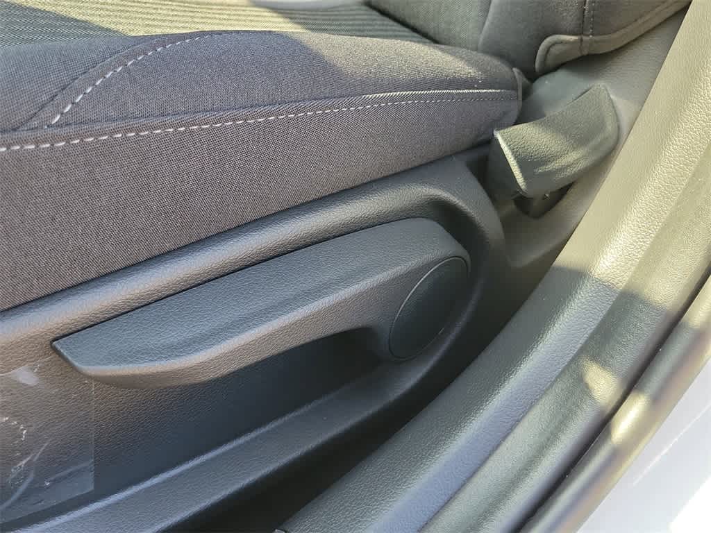 2025 Hyundai Sonata SE 18