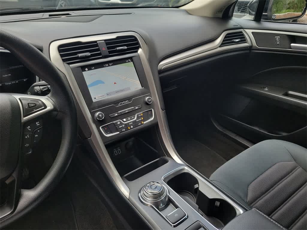 Thumbnail: 2019 Ford Fusion - 32