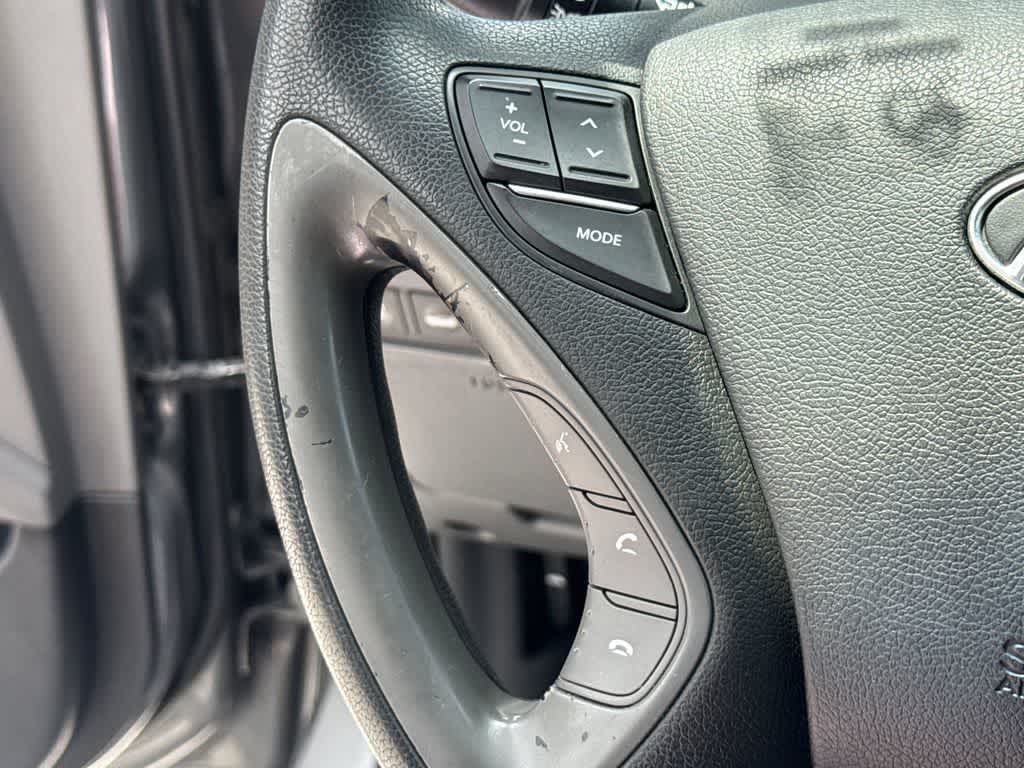 Thumbnail: 2013 Hyundai Sonata - 24