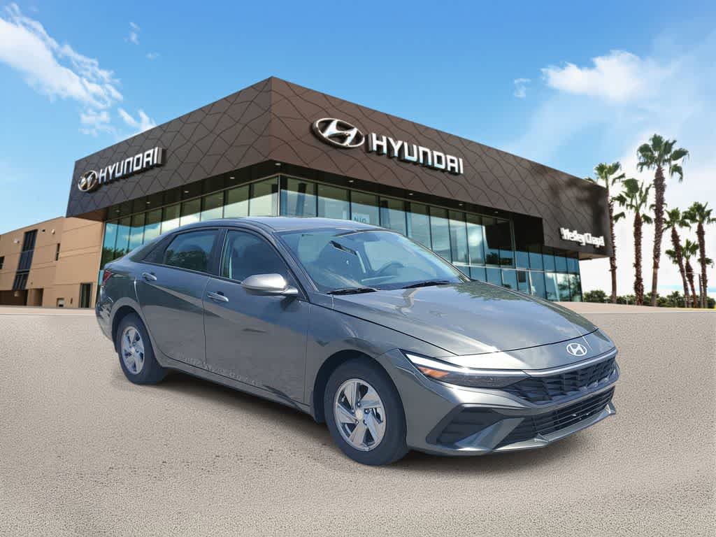 Thumbnail: 2026 Hyundai Elantra - 4