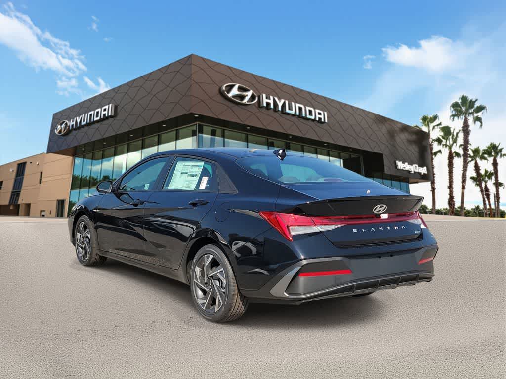 Thumbnail: 2025 Hyundai Elantra - 2