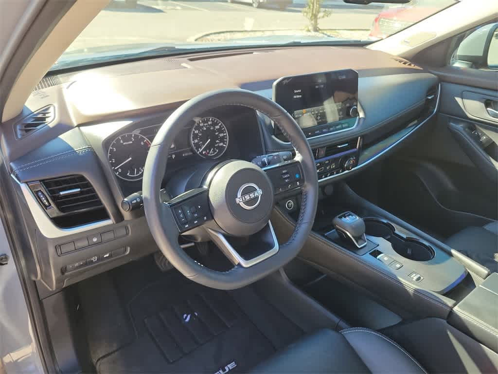 Thumbnail: 2023 Nissan Rogue - 24