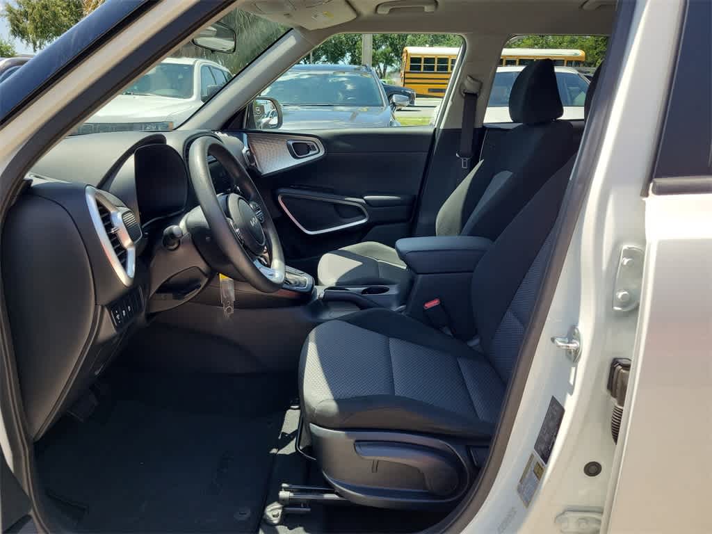 Thumbnail: 2023 Kia Soul - 20