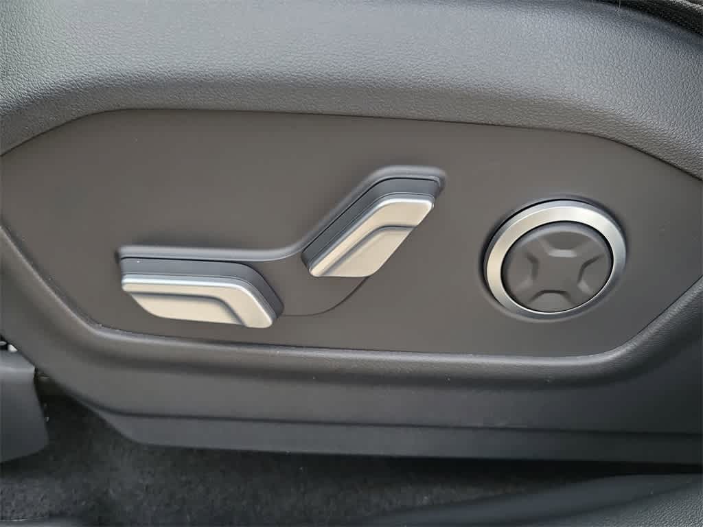 Thumbnail: 2025 Hyundai Santa Fe - 20