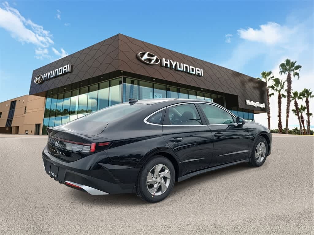 New 2026 Hyundai Sonata SE Sedan