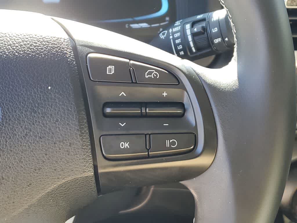 Thumbnail: 2024 Hyundai Venue - 25