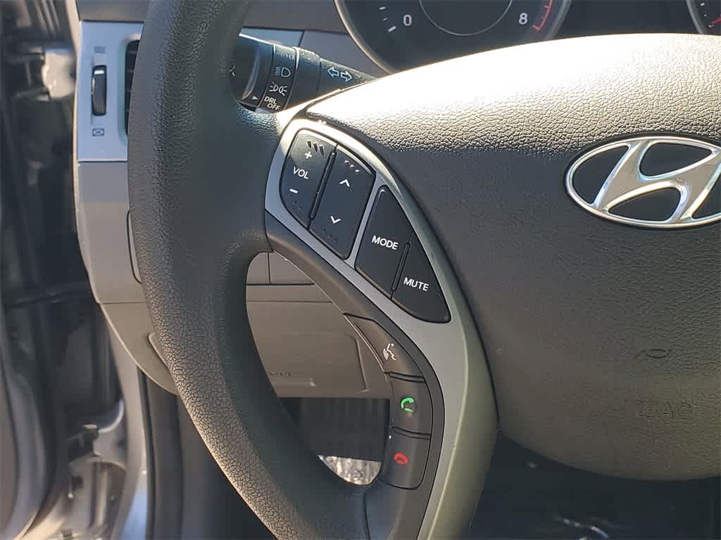 Thumbnail: 2016 Hyundai Elantra - 25