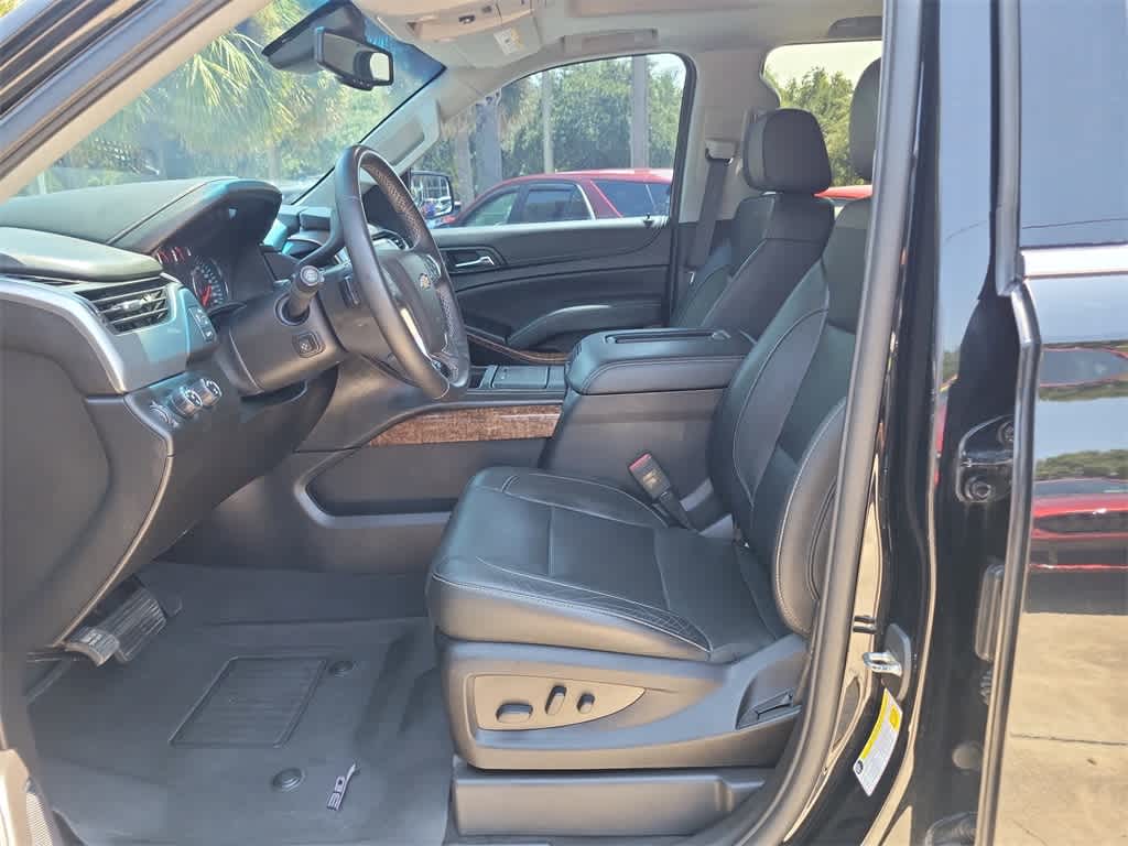 Thumbnail: 2019 Chevrolet Tahoe - 21