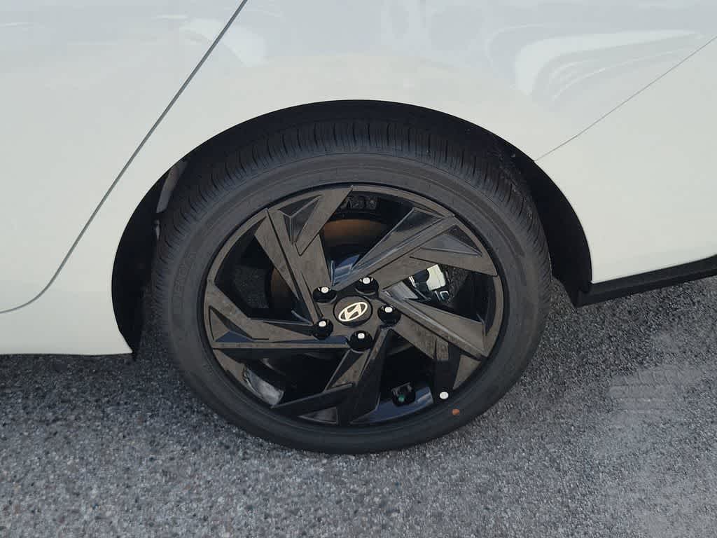 Thumbnail: 2026 Hyundai Elantra - 5