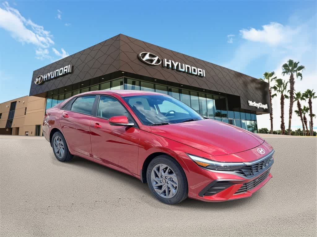 Thumbnail: 2025 Hyundai Elantra - 4