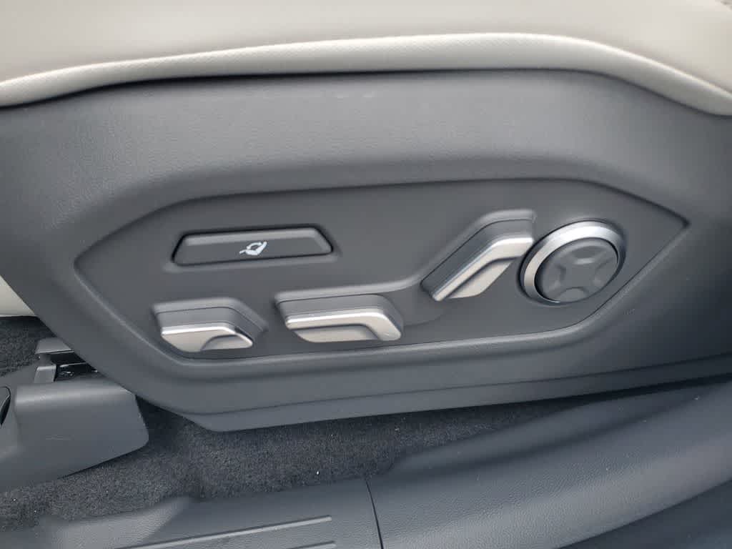 Thumbnail: 2026 Hyundai Santa Fe - 21