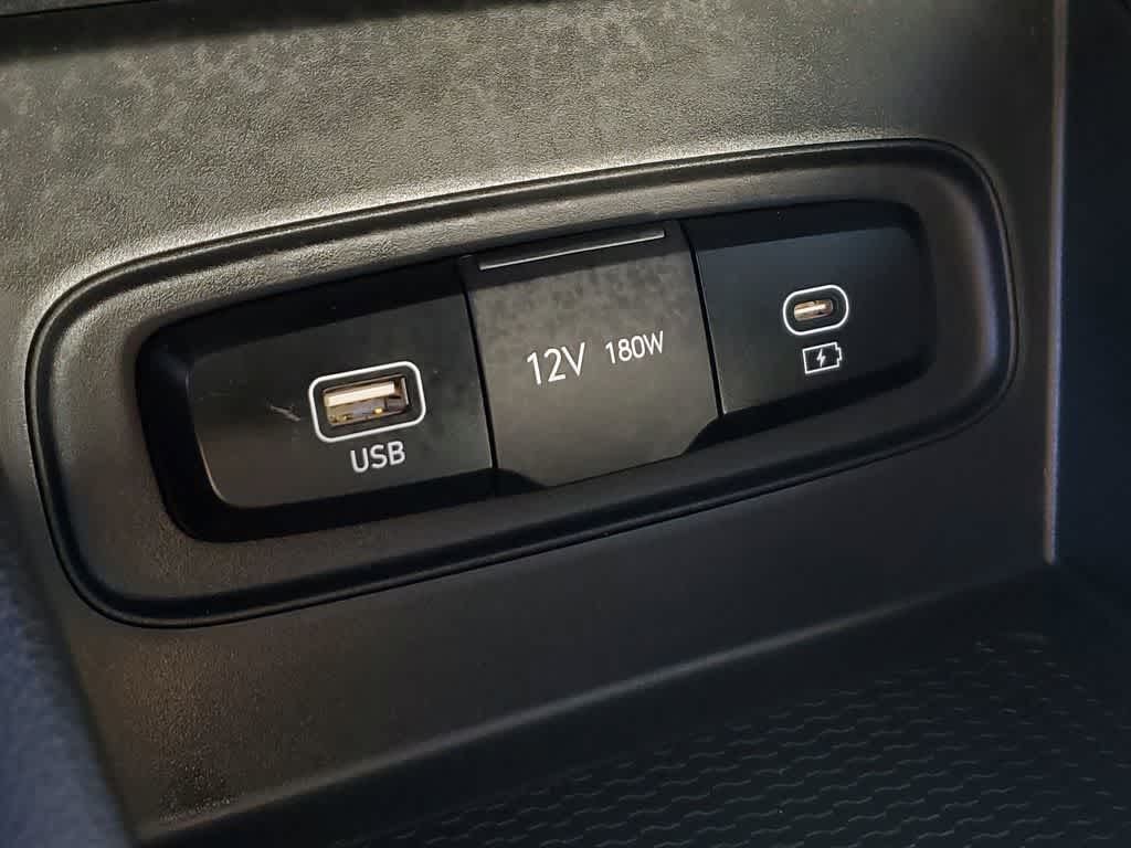 Thumbnail: 2024 Hyundai Venue - 29